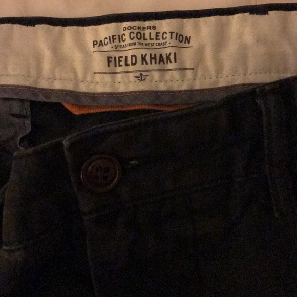 Men’s Docker Field Khaki - Picture 3 of 3